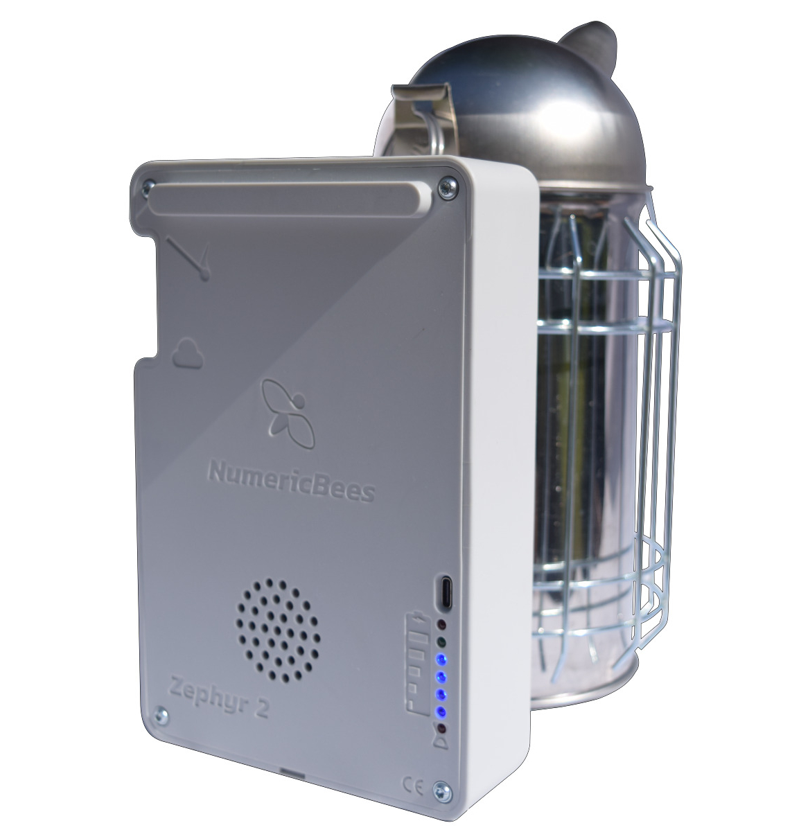 Zephyr, l'enfumoir pour abeilles à soufflerie électrique qui simplifie la vie des apiculteurs.